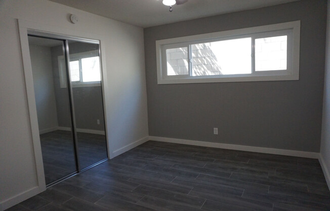 2 beds, 1 bath, $2,395, Unit 9332B