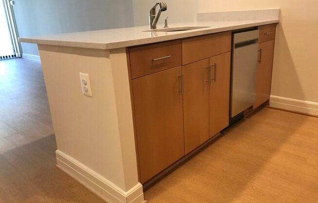 Studio, 1 bath, 440 sqft, $2,432, Unit 0332