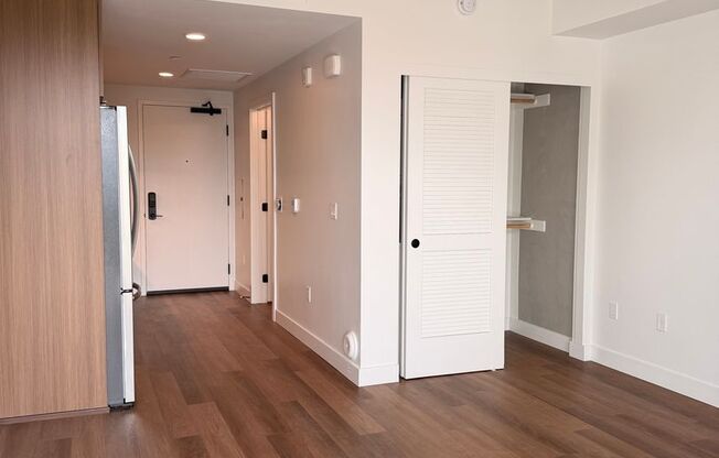 Studio, 1 bath, 362 sqft, $2,470, Unit 804