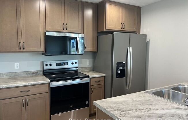 9664 W TUNIS DR