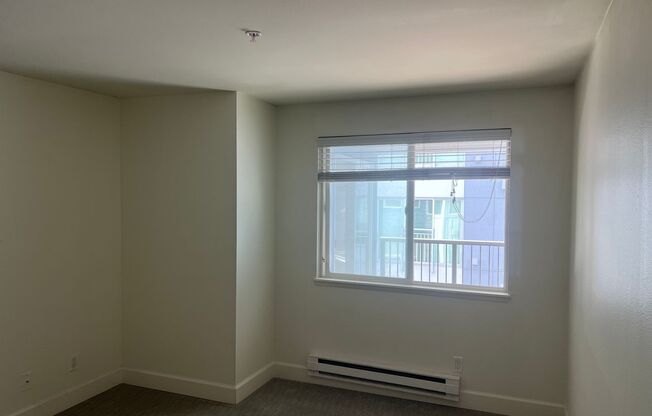 1 bed, 1 bath, 655 sqft, $1,845, Unit Unit 504