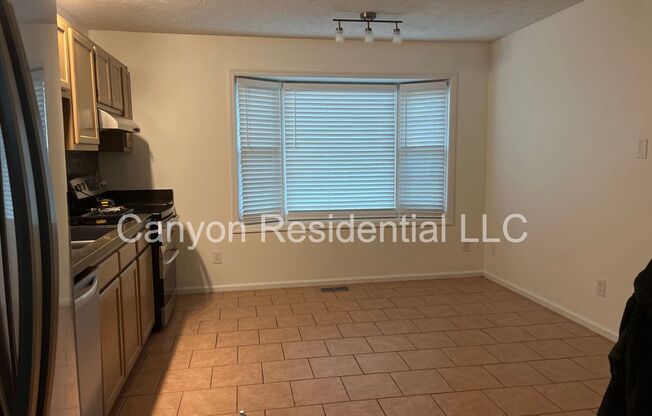 3 beds, 2.5 baths, $1,850