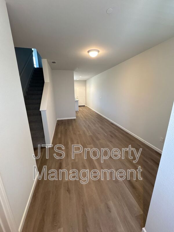 47 BROOKBAY WAY