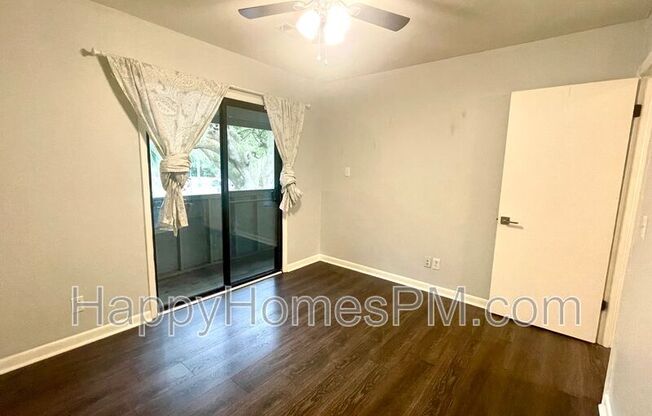 2 beds, 2 baths, 1,060 sqft, $2,200