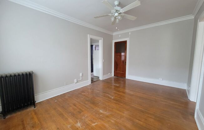 1 bed, 1 bath, $995, Unit S20