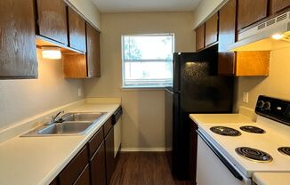 1 bed, 1 bath, 420 sqft, $895, Unit #105