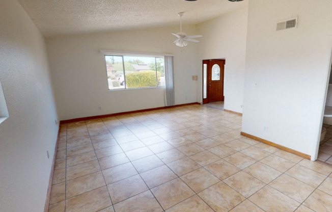 5 beds, 2 baths, $3,495