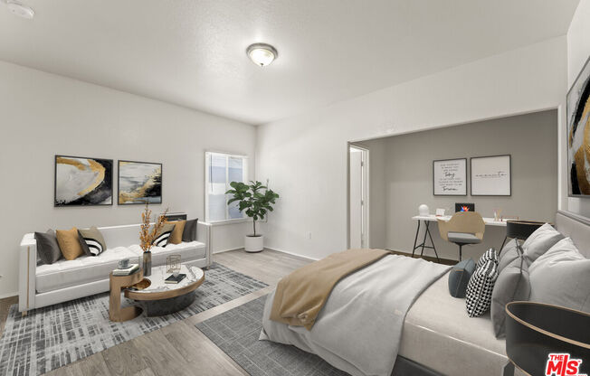 842 W 83 ST