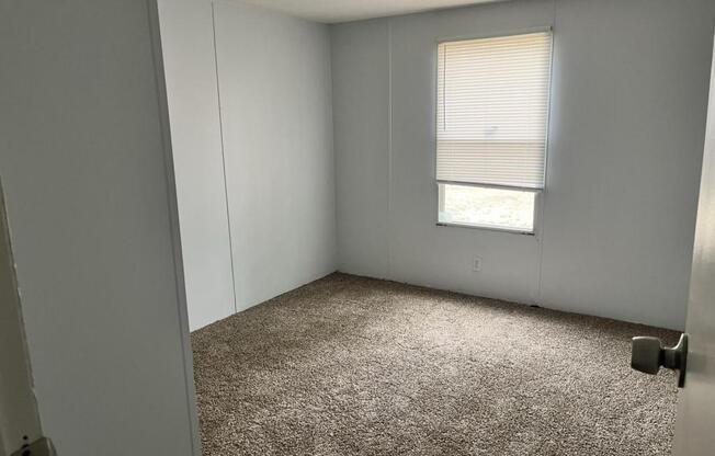 2 beds, 1 bath, $845