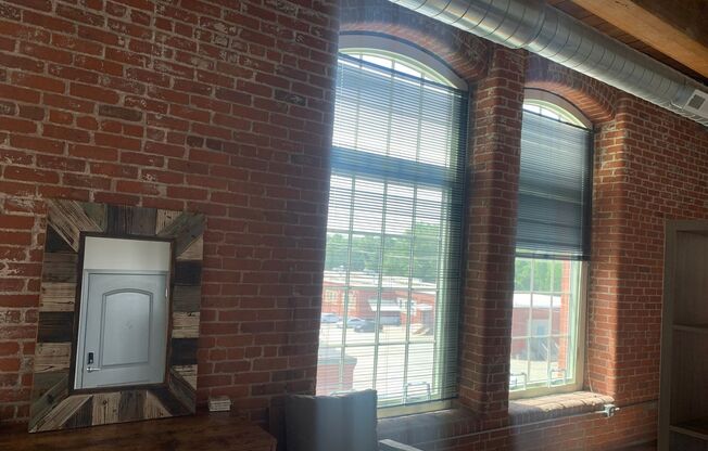 Studio, 1 bath, 1,068 sqft, $2,108, Unit 401