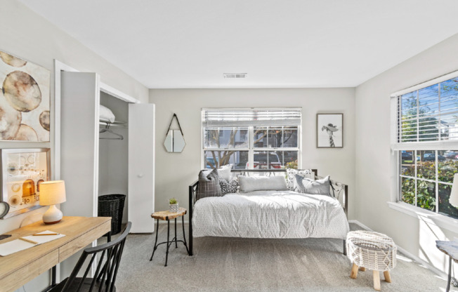 1 bed, 1 bath, 865 sqft, $1,870, Unit 387