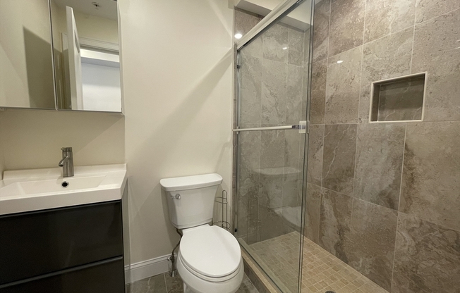 Studio, 1 bath, 500 sqft, $3,100, Unit 405