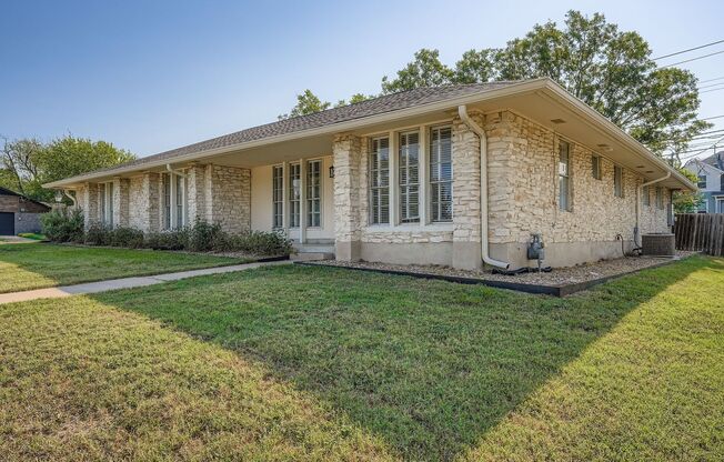 5313 BASSWOOD LN