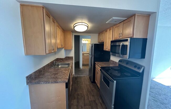 1 bed, 1 bath, 625 sqft, $1,400, Unit 407