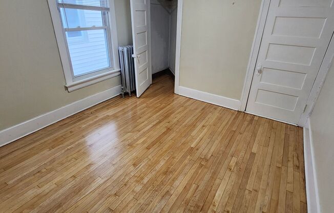 2417-19 N. Cramer St.