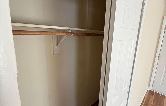 2 beds, 1 bath, 830 sqft, $1,099, Unit 8625C