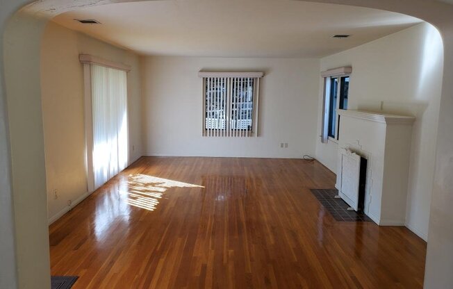 260 C AVE
