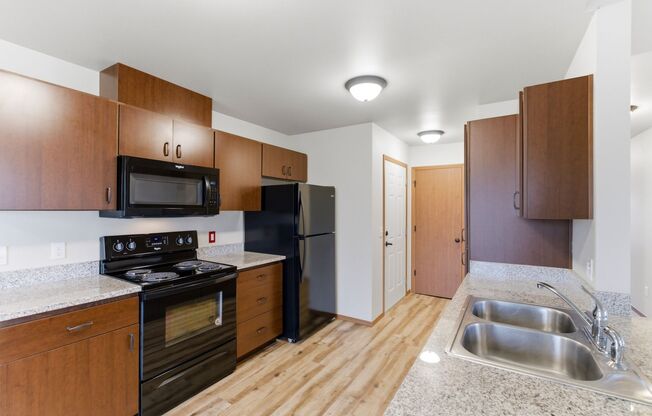 2 beds, 2 baths, 952 sqft, $1,595, Unit 1913-201