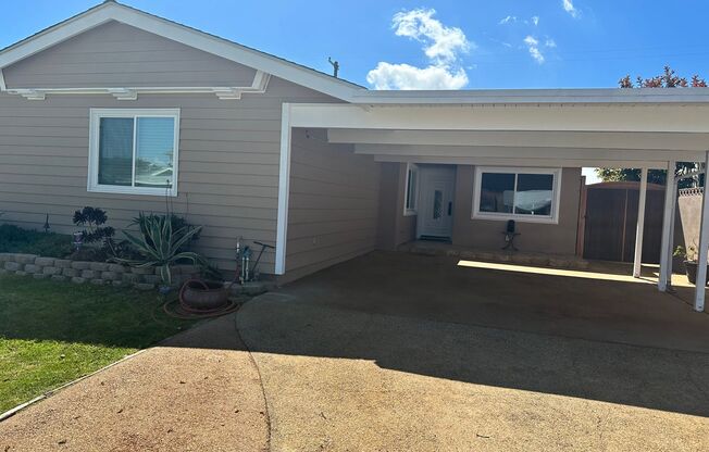 Great House with Pool in  Taper/Mary Star School Area!!!