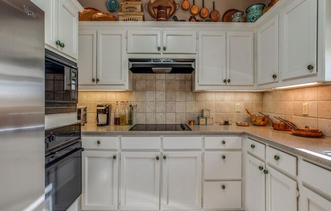 3141 Bourbon Street Cir