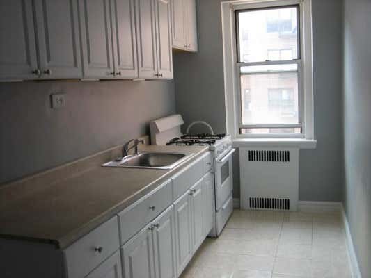 63-89 Saunders Street