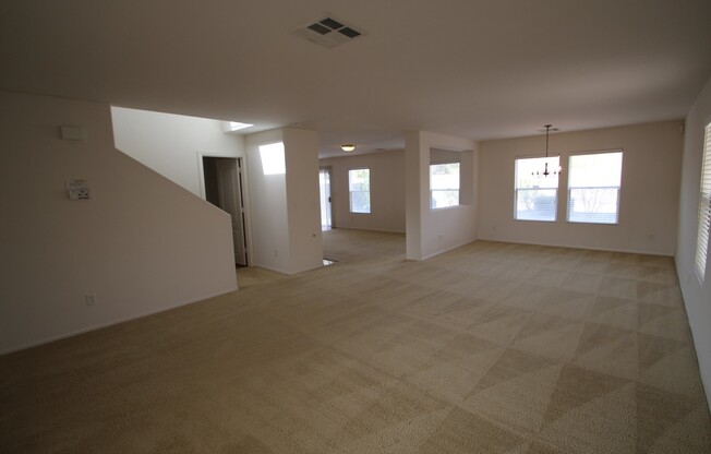 Spacious 3-Bedroom Home in Northwest Las Vegas with Open Floor Plan!