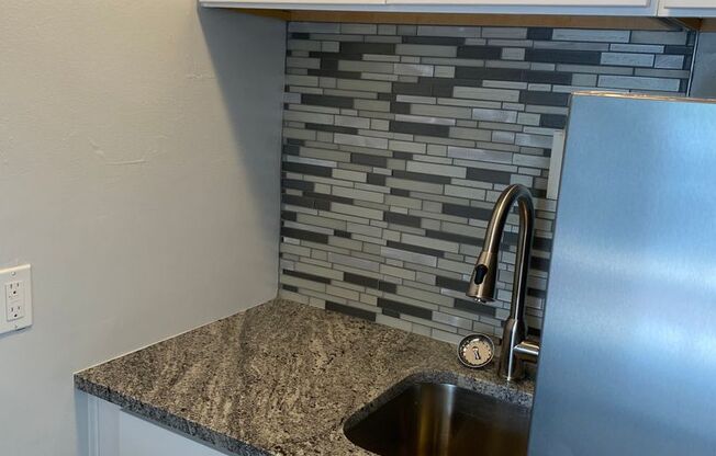 Studio, 1 bath, 415 sqft, $1,175, Unit 101-K1