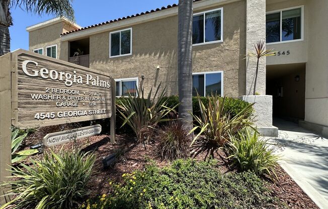 University Heights - Renovated Apartment with In-Unit Laundry, A/C and Garage