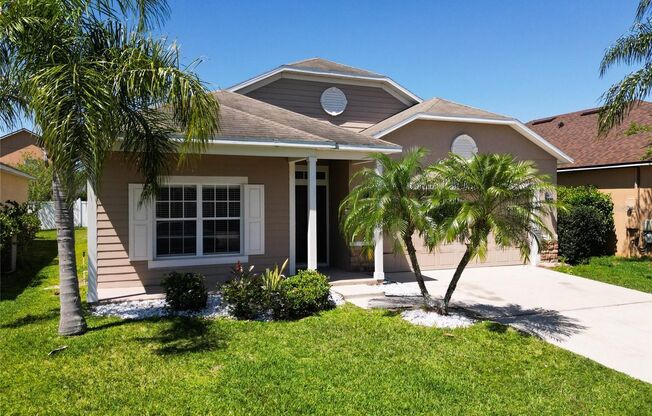 Single family house in Lake Nona, 5 Mins to Shopping!