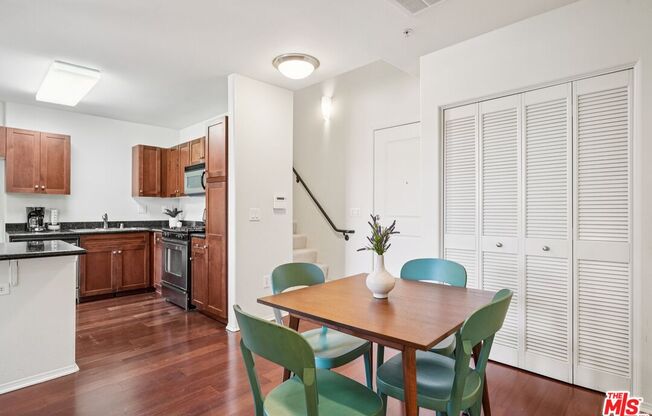 2 beds, 2 baths, 1,186 sqft, $3,600, Unit 440