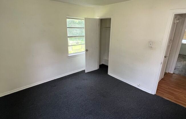 2 beds, 1 bath, $750