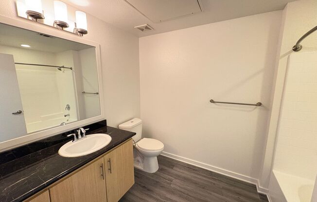 Studio, 1 bath, 638 sqft, $2,150, Unit 512