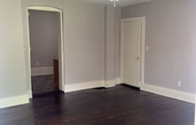 Studio, 1 bath, 475 sqft, $735, Unit 1121 Garvin Place-2