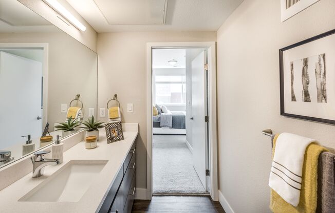 1 bed, 1 bath, 562 sqft, $1,595, Unit 403
