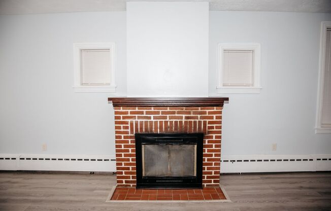 154 S 8 ST