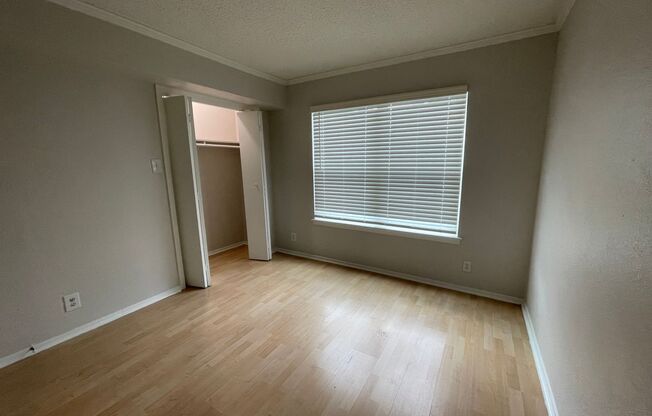 3 beds, 2 baths, 1,287 sqft, $1,600, Unit ABB-1-113