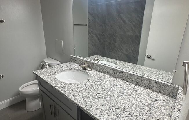 3 beds, 2 baths, 1,300 sqft, $2,400, Unit 3335 #102