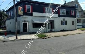 289 AUSTIN ST
