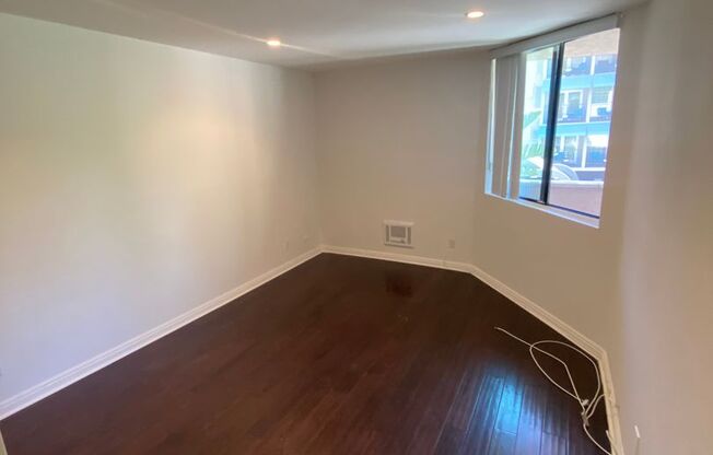 1 bed, 1 bath, 690 sqft, $2,895, Unit 115