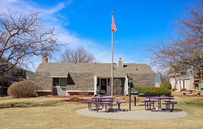 Country Club Lincoln