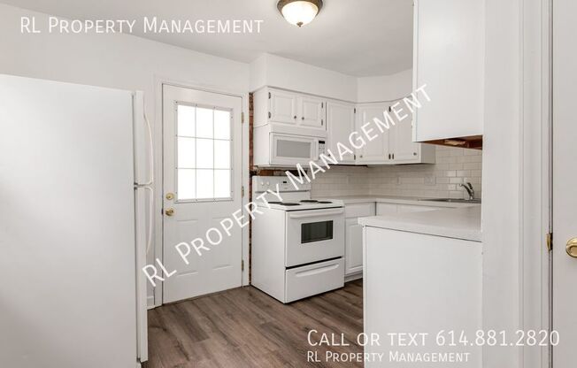 3 beds, 1 bath, 979 sqft, $1,575