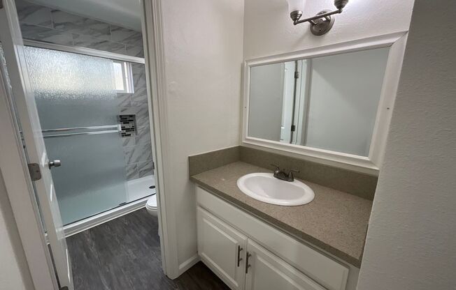 Diamond Crest Apartments