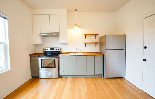 Super Chic & Minimal "Urban Farmhouse" Studio You've Got to See!