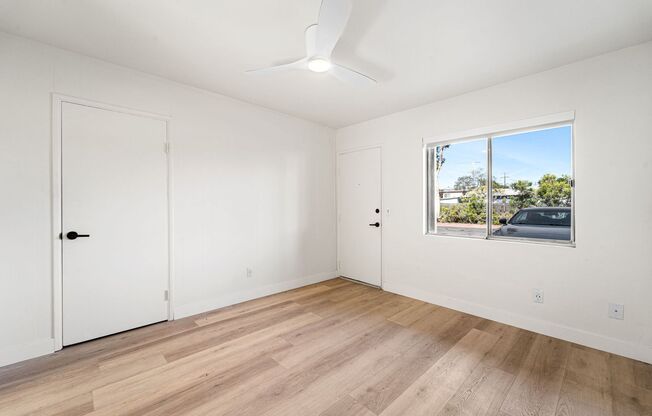 Studio, 1 bath, 300 sqft, $1,795, Unit 4