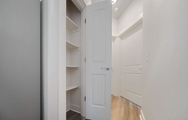 2 beds, 2 baths, 948 sqft, $1,975, Unit 301-75