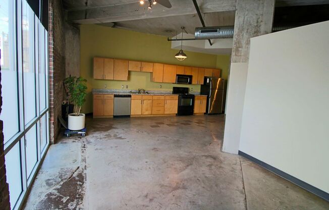 1 bed, 1 bath, 634 sqft, $1,395, Unit APT 1D