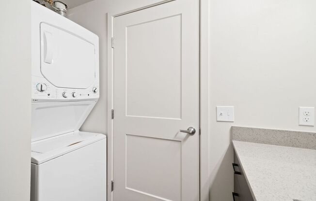 1 bed, 1 bath, 627 sqft, $2,150, Unit 701