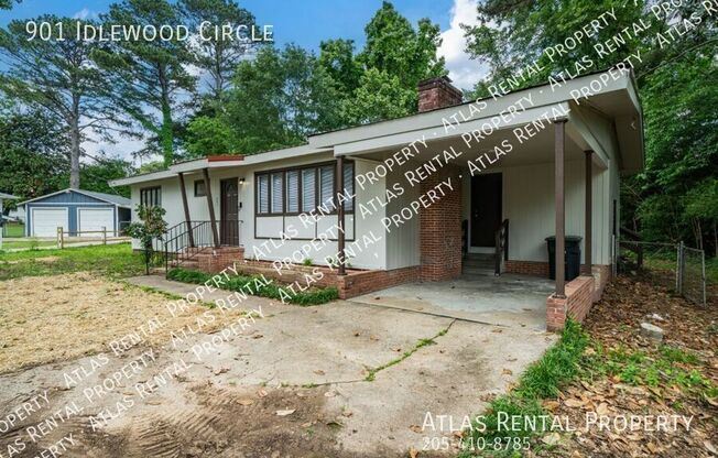 901 IDLEWOOD CIR