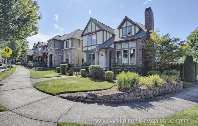 North Bethany Home, 4 Bed 2.5 Bath near PCC Rock Creek and Springville Elem School