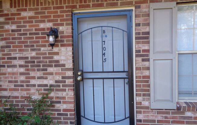 7045 Brentwood Ct. Unit A